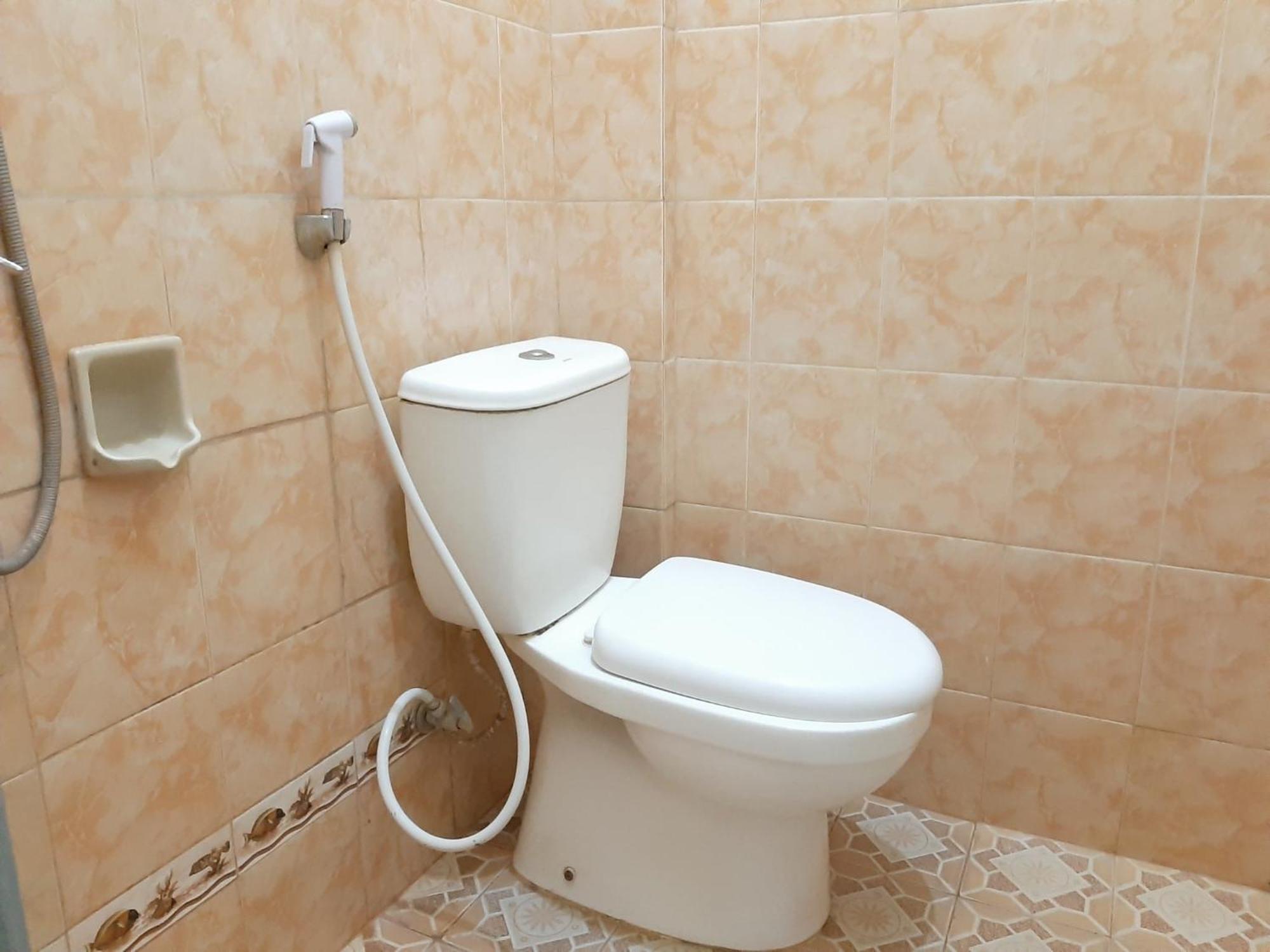 Oyo 2826 Panderman Residence Blitar Экстерьер фото