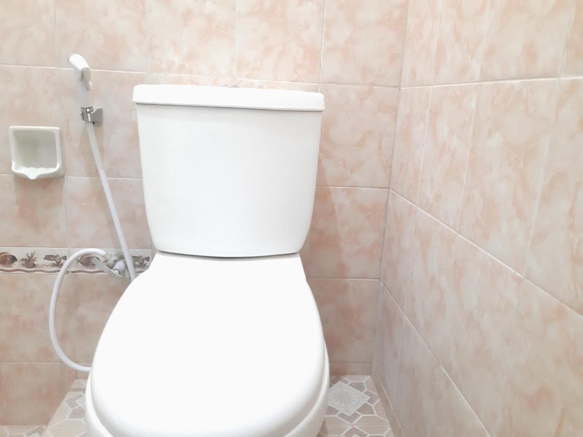 Oyo 2826 Panderman Residence Blitar Экстерьер фото