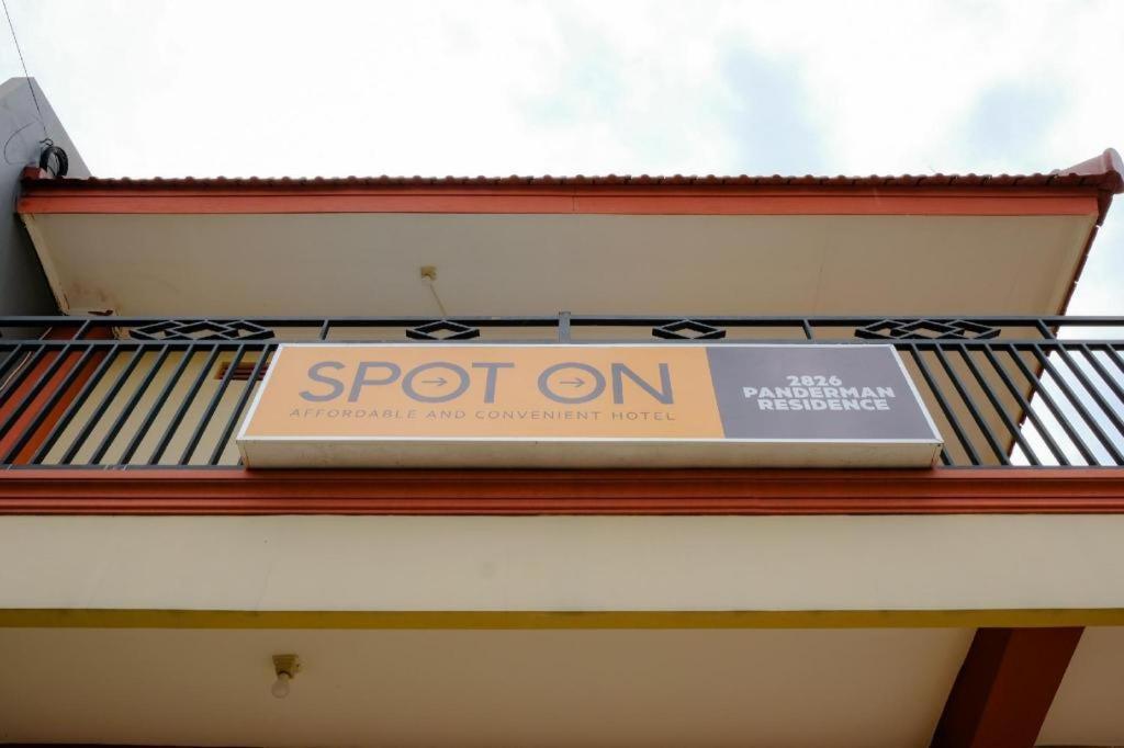 Oyo 2826 Panderman Residence Blitar Экстерьер фото